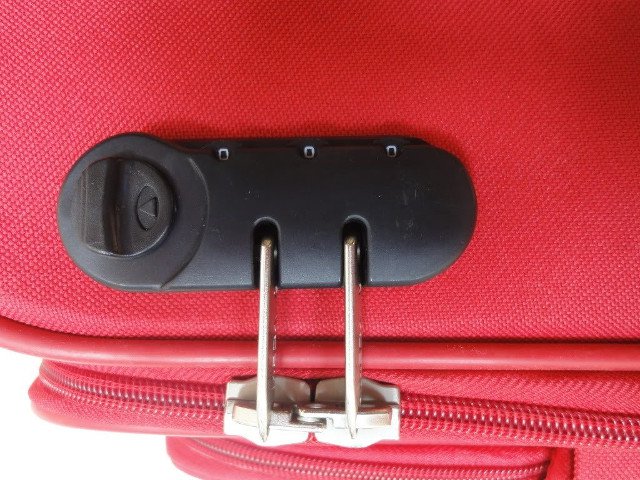 Mở khóa vali bằng bộ dụng cụ Tools Key